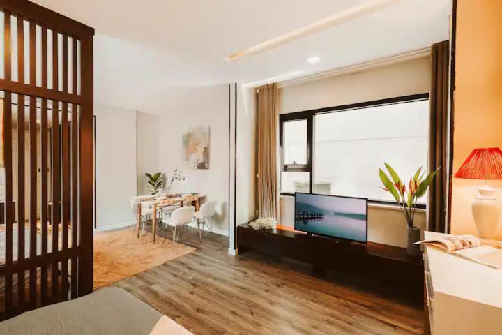 Homestay Giua Long Ha Noi - 10 Phut Den Pho Co Ханой Екстер'єр фото